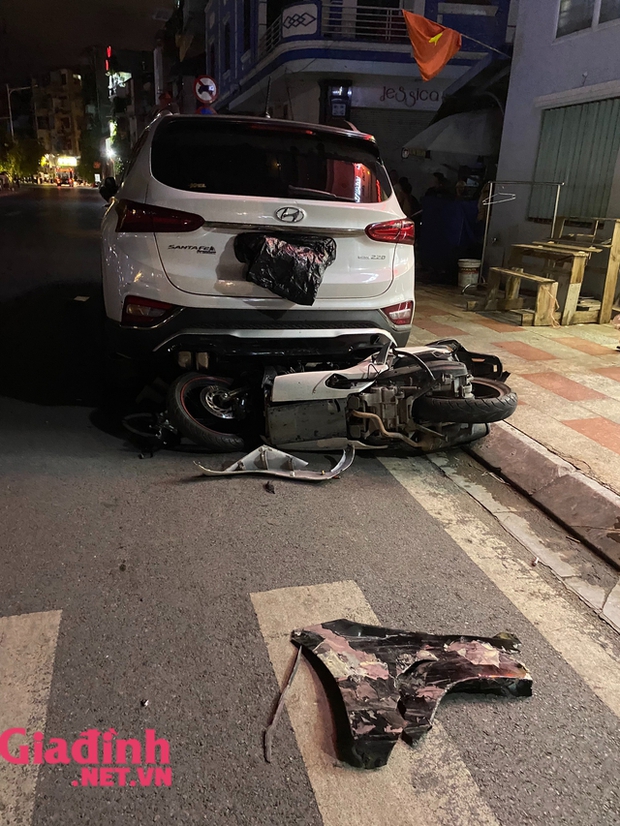 Hải Phòng: Hình ảnh xe điên gây tai nạn liên hoàn trên phố đi bộ Tam Bạc - Ảnh 8.