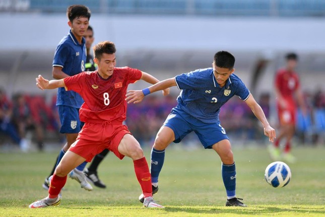 Đội U16 thua Việt Nam, CĐV Thái Lan chán nản: Cứ thế này thì thua cả Lào và Campuchia - Ảnh 1.