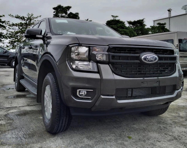 Ford Ranger 2023 chốt ngày ra mắt Việt Nam: Giá dự kiến từ 648 triệu đồng, nhiều trang bị, dễ tạo cơn sốt như Everest - Ảnh 6.