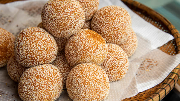 Loại bánh Việt Nam lọt top món ngon nhất thế giới: Giòn tan, ngon không thể chối từ - Ảnh 1.