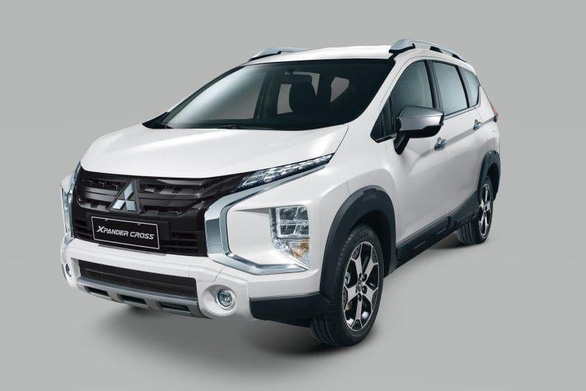 Mitsubishi Xpander Cross 2023 lộ diện: Chạy đua công nghệ với Toyota Veloz Cross - Ảnh 2.