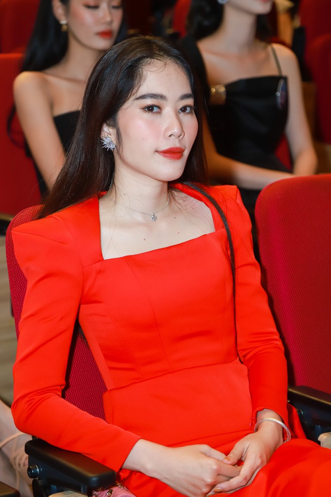 Đương kim Hoa hậu Thế giới đọ sắc bên dàn Hoa - Á hậu Việt Nam trước thềm chung kết Miss World Vietnam 2022 - Ảnh 11.