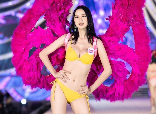 Sắc vóc nóng bỏng với bikini của Top 3 Miss World Vietnam 2022 - Ảnh 9.