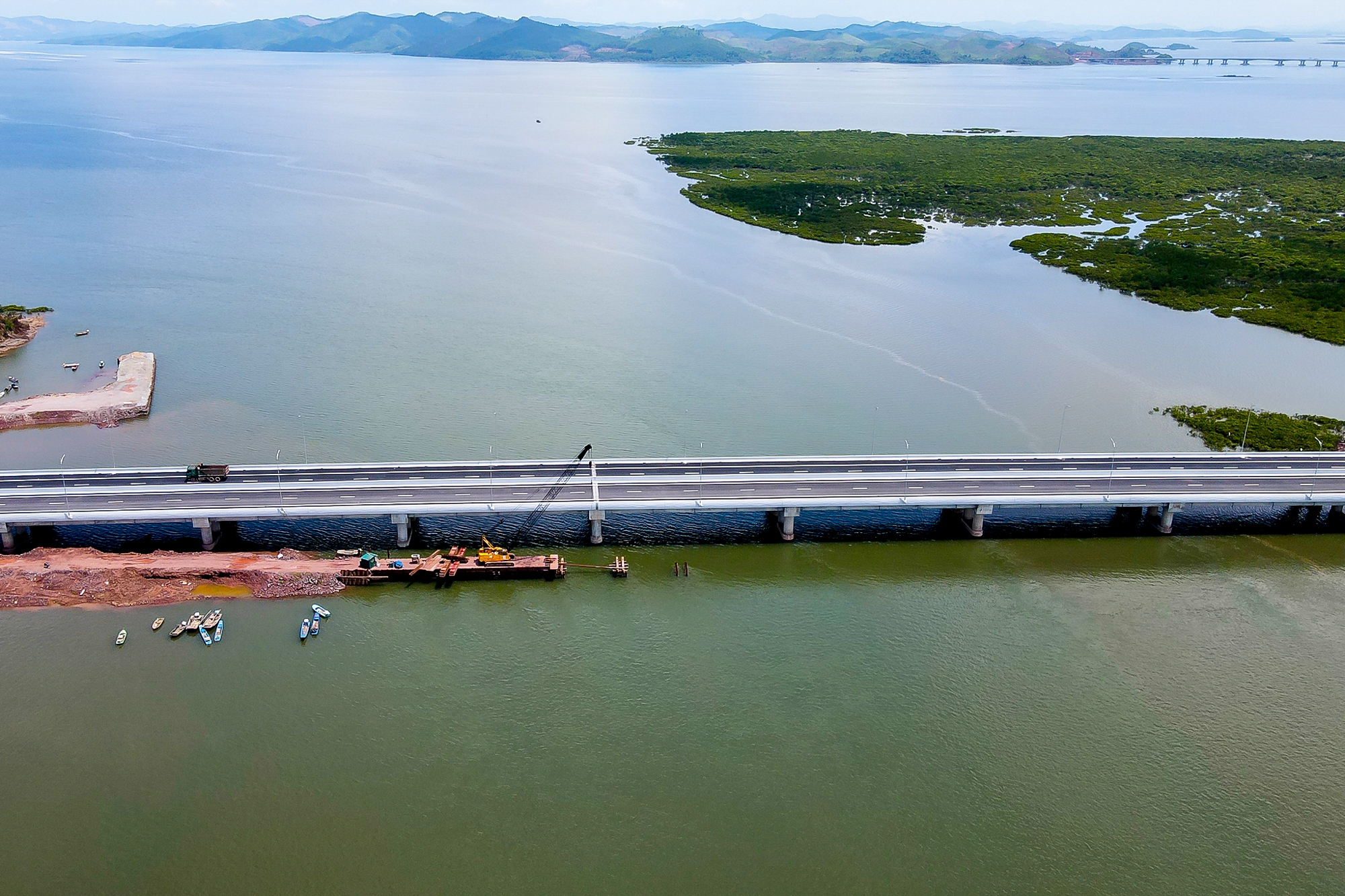Cao tốc xuyên tỉnh dài nhất Việt Nam, trị giá gần 37.000 tỷ đồng - Ảnh 11.