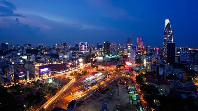 Nền kinh tế Việt Nam được đánh giá là 'điểm sáng' giữa những biến động trong khu vực