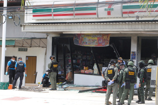Lộ diện thủ phạm thực hiện loạt vụ tấn công cửa hàng tiện lợi ở miền Nam Thái Lan - Ảnh 1.