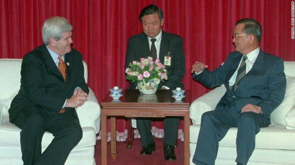 Cựu chủ tịch Hạ viện Mỹ kể hậu trường ‘dàn xếp’ chuyến thăm Đài Loan năm 1997 - Ảnh 1.