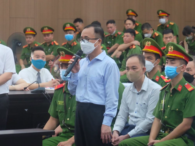 Cựu Bí thư Trần Văn Nam phản bác cáo buộc hợp thức hóa sai phạm - Ảnh 1.