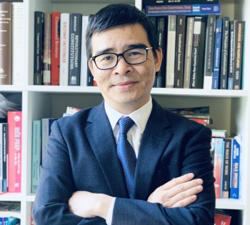 Một người Việt được bổ nhiệm Giáo sư Luật ở ĐH Oxford - Ảnh 1.