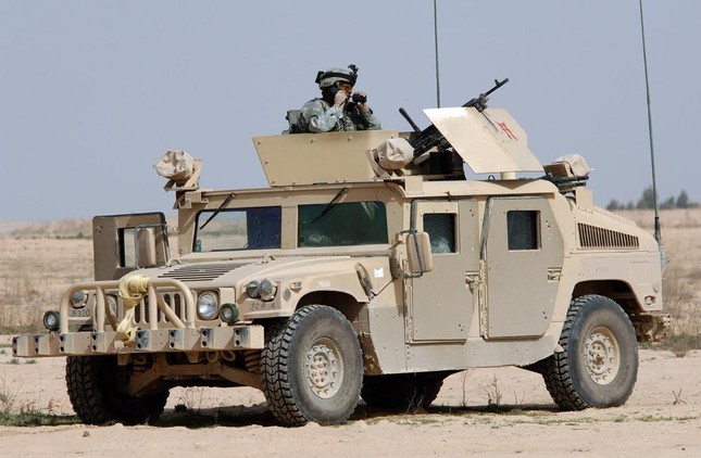 Humvee - ‘Quái thú’ Mỹ sắp xuất hiện trên chiến trường Ukraine - Ảnh 1.