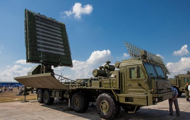 ‘Thợ săn’ AGM-88 HARM phá hủy radar Nebo-M siêu khủng của Nga? - Ảnh 4.