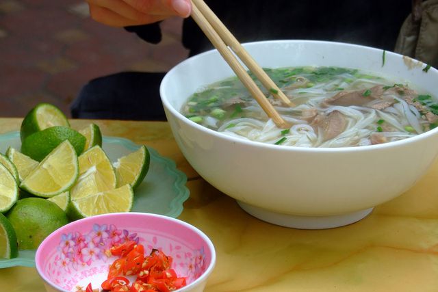 CNN bình chọn 50 món ăn và đồ uống đường phố tuyệt nhất của châu Á: Việt Nam có 3 đại diện - Ảnh 3.