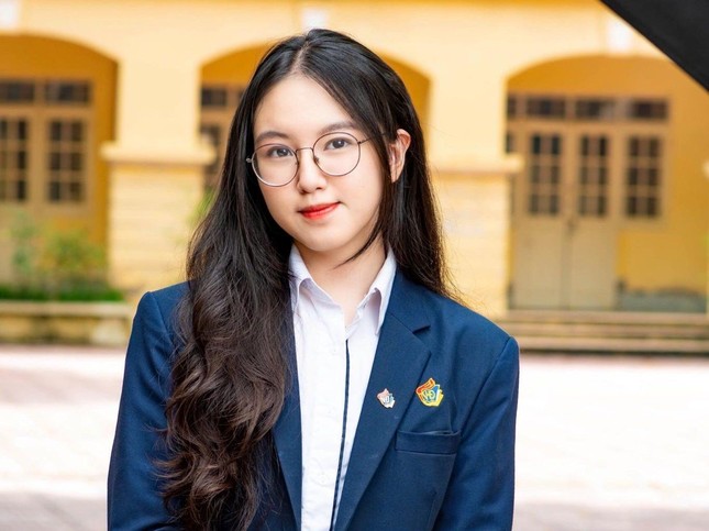 Nữ sinh Hà Nội trúng tuyển 5 trường Đại học top đầu, giành học bổng du học Úc - Ảnh 1.