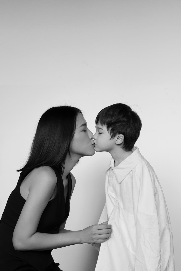 Cuộc sống làm mẹ đơn thân của MC Hoàng Oanh - Ảnh 5.