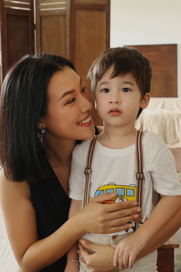 Cuộc sống làm mẹ đơn thân của MC Hoàng Oanh - Ảnh 3.
