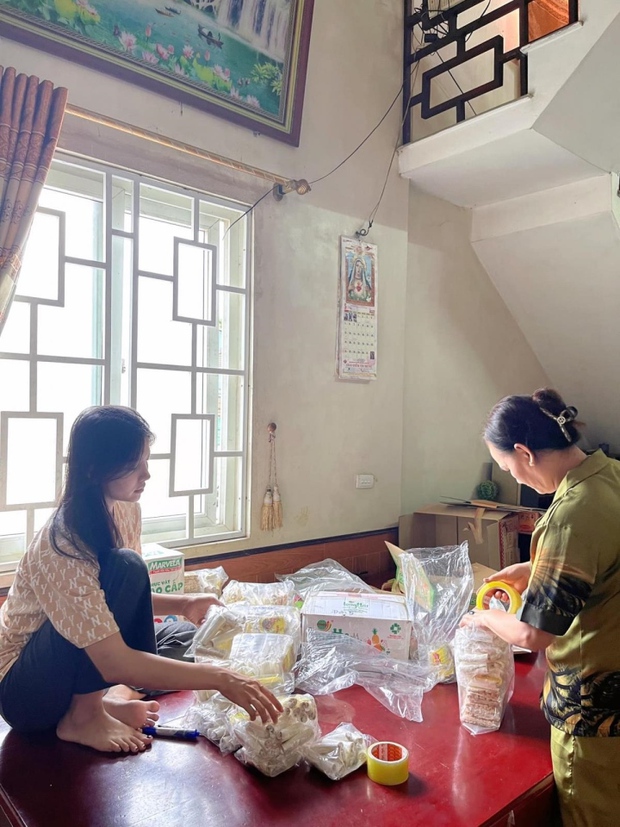  Bố mẹ Phan Mạnh Quỳnh bán được 1.000 gói kẹo lạc sau khi con trai lên VTV - Ảnh 4.