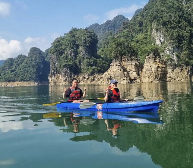 Mãn nhãn trước những cảnh đẹp được ví như “vịnh Hạ Long thu nhỏ” trên khắp đất nước - Ảnh 20.