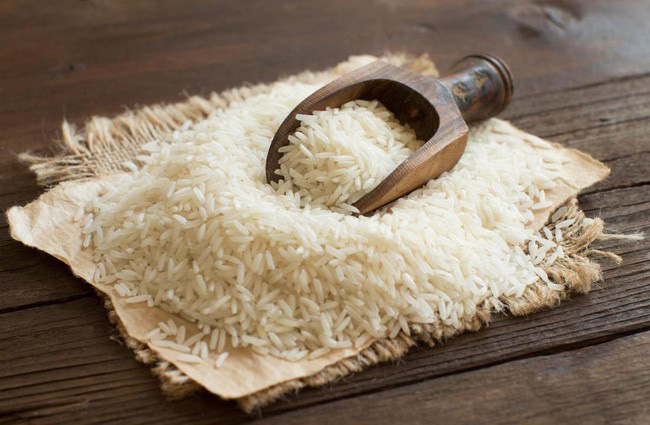 Gạo có 5 dấu hiệu này nhất quyết đừng mua vì có thể chứa chất gây ung thư gan - Ảnh 3.