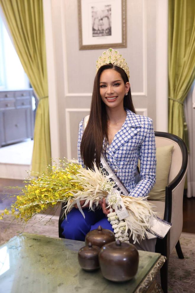  Tân Hoa hậu Hoàn vũ Thái Lan: Xuất thân nghèo khó, bố làm công nhân vệ sinh, là đối thủ nặng ký của Ngọc Châu tại Miss Universe 2022 - Ảnh 13.