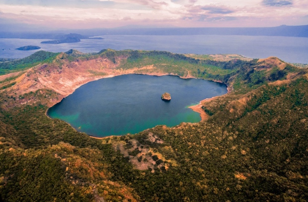 Hòn đảo hiếm hoi trên thế giới có hồ nằm trong hồ, đảo chồng đảo đầy ngoạn mục - Ảnh 2.
