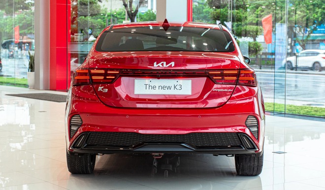 Kia K3 giảm giá cao nhất 30 triệu đồng tại đại lý, thêm sức ép cho Mazda3 và Corolla Altis - Ảnh 3.