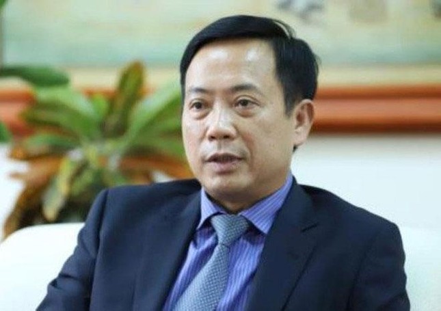 Sau kỷ luật, Cựu Chủ tịch Ủy ban Chứng khoán Trần Văn Dũng về làm chuyên viên báo chí - Ảnh 1.