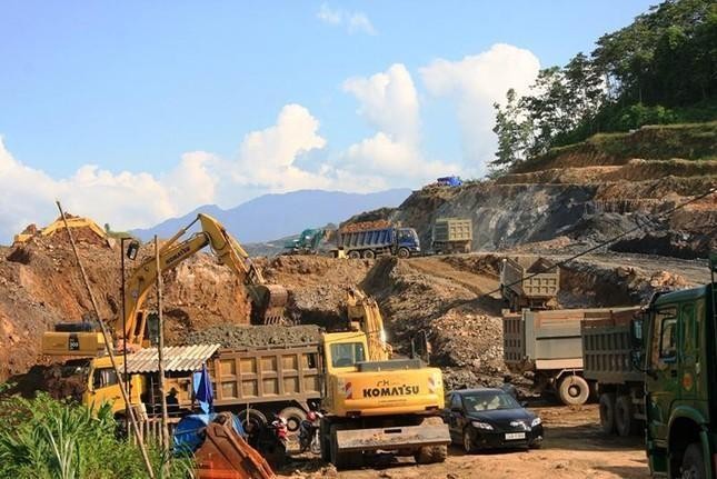 Vụ đào trộm 1,5 triệu tấn quặng Apatit: Cựu giám đốc Công ty Lilama đã rửa tiền thế nào? - Ảnh 1.