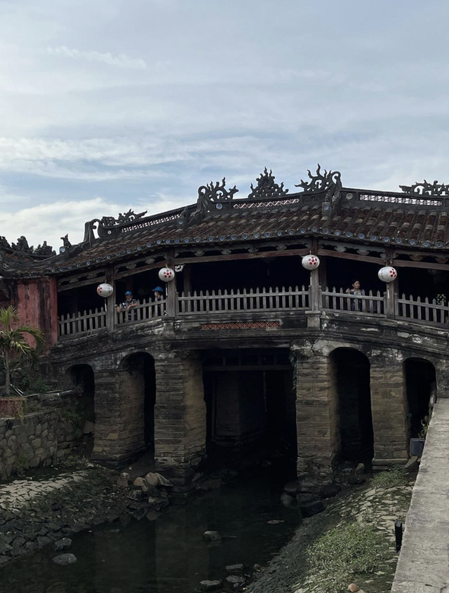 Điểm danh 5 cây cầu “ăn ảnh” được nhiều du khách ghé thăm bậc nhất Việt Nam - Ảnh 31.