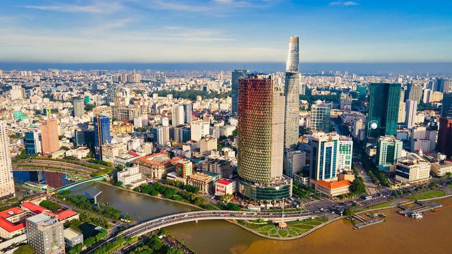  Nhà thầu thi công hàng nghìn vẩy rồng trên tòa IFC One Saigon: Doanh nghiệp do ông Nguyễn Bá Dương sáng lập  - Ảnh 2.