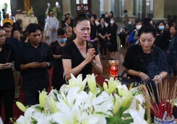 Tiễn đưa minh tinh Thẩm Thúy Hằng đoạn đường cuối - Ảnh 4.