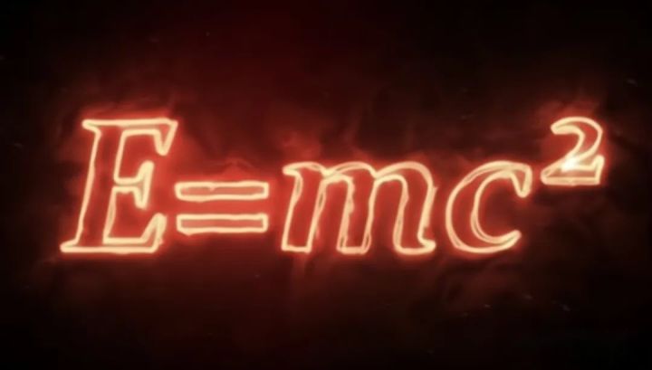 Е равно мс. Эйнштейна е мс2. Уравнение Эйнштейна e mc2. Формула e mc2 расшифровка. Е мс2 формула Эйнштейна.