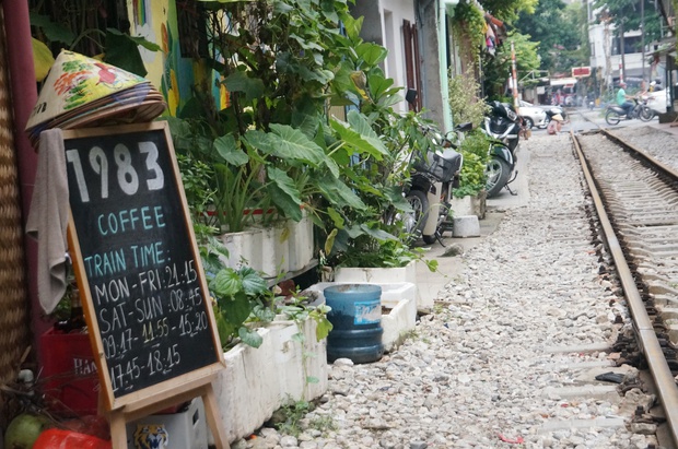 Ga Hà Nội di dời: Số phận tuyến đường sắt xuyên nội đô thu hút khách du lịch ra sao? - Ảnh 7.