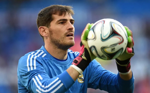 Danh sách thủ môn xuất sắc nhất mọi thời đại của Iker Casillas: Không có chỗ cho Alisson