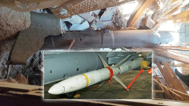 Mất vài tháng để lắp tên lửa chống bức xạ Mỹ vào máy bay chiến đấu Ukraine - Ảnh 1.
