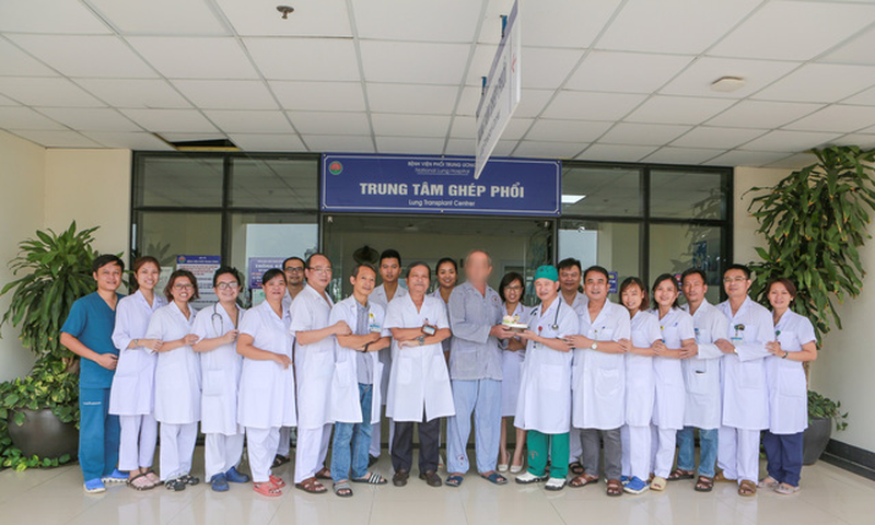 Sức khỏe của bệnh nhân từng được ghép cả 2 lá phổi hiện ra sao? - Ảnh 1. Sức khỏe của bệnh nhân từng được ghép cả 2 lá phổi hiện ra sao? - Ảnh 1.