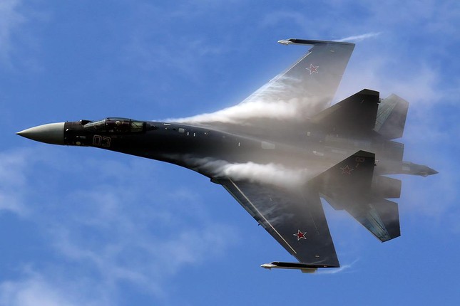 Iran muốn mua hơn 60 chiến đấu cơ Su-35 của Nga - Ảnh 3.