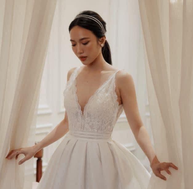 Rò rỉ loạt ảnh Diệu Nhi thử váy cưới xinh như công chúa - Ảnh 2.