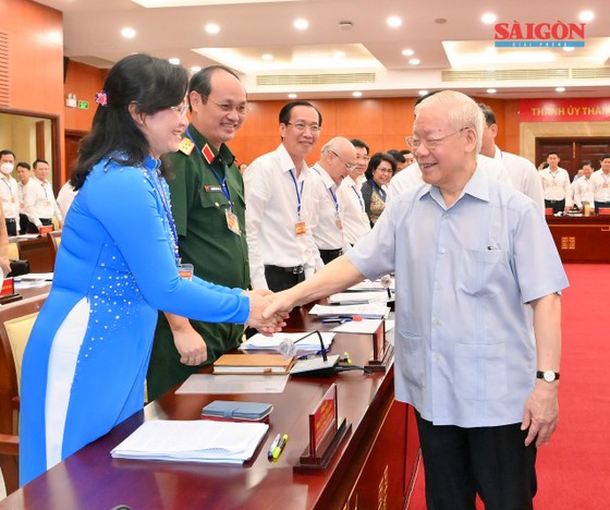 Tổng Bí thư Nguyễn Phú Trọng thăm và làm việc với Thành ủy TPHCM - Ảnh 2.