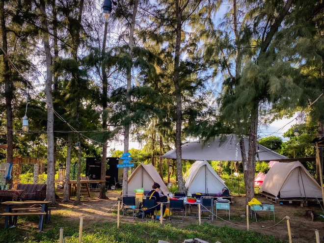 Khu cắm trại Cần Giờ nổi tiếng với dân TP.HCM vì có nhiều hoạt động vui chơi thư giãn - Ảnh 12.