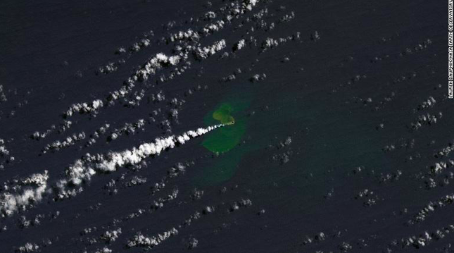 Hòn đảo ‘em bé’ bất ngờ nổi lên giữa Thái Bình Dương - Ảnh 1.