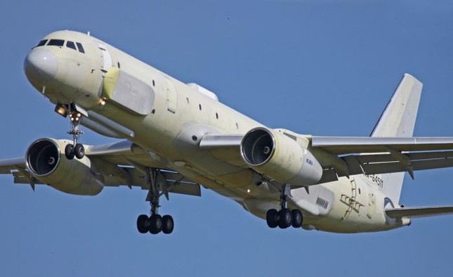 Lộ thông tin Nga sử dụng máy bay trinh sát Tu-214R trong chiến dịch quân sự đặc biệt ở Ukraine - Ảnh 3.
