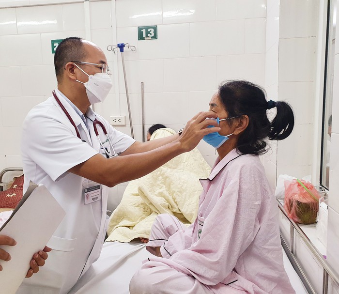 Nấm đen, bệnh nhiễm trùng mới nổi: Tăng ca mắc ở Việt Nam, chuyên gia chỉ cách phòng ngừa - Ảnh 1. Nấm đen, bệnh nhiễm trùng mới nổi: Tăng ca mắc ở Việt Nam, chuyên gia chỉ cách phòng ngừa - Ảnh 1.