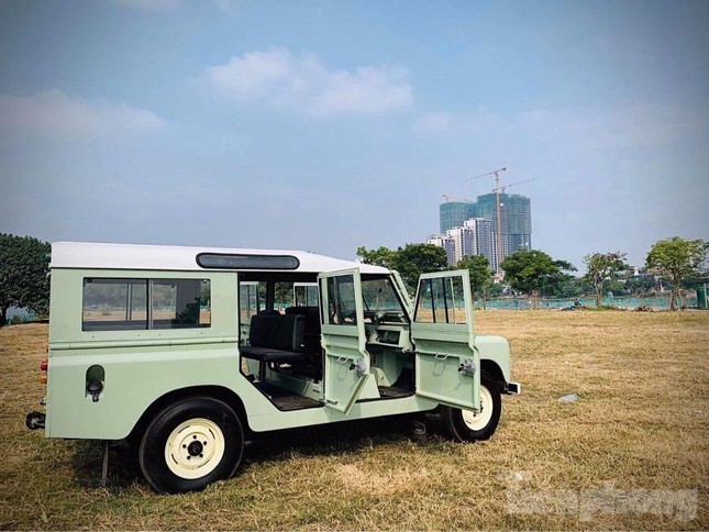 Xế cổ Land Rover của dân chơi Hà thành - Ảnh 8.