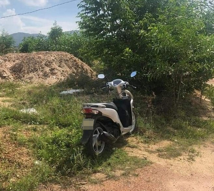 Thông tin bất ngờ vụ phát hiện thi thể cô giáo sau 4 ngày mất tích - Ảnh 2. Thông tin bất ngờ vụ phát hiện thi thể cô giáo sau 4 ngày mất tích - Ảnh 2.