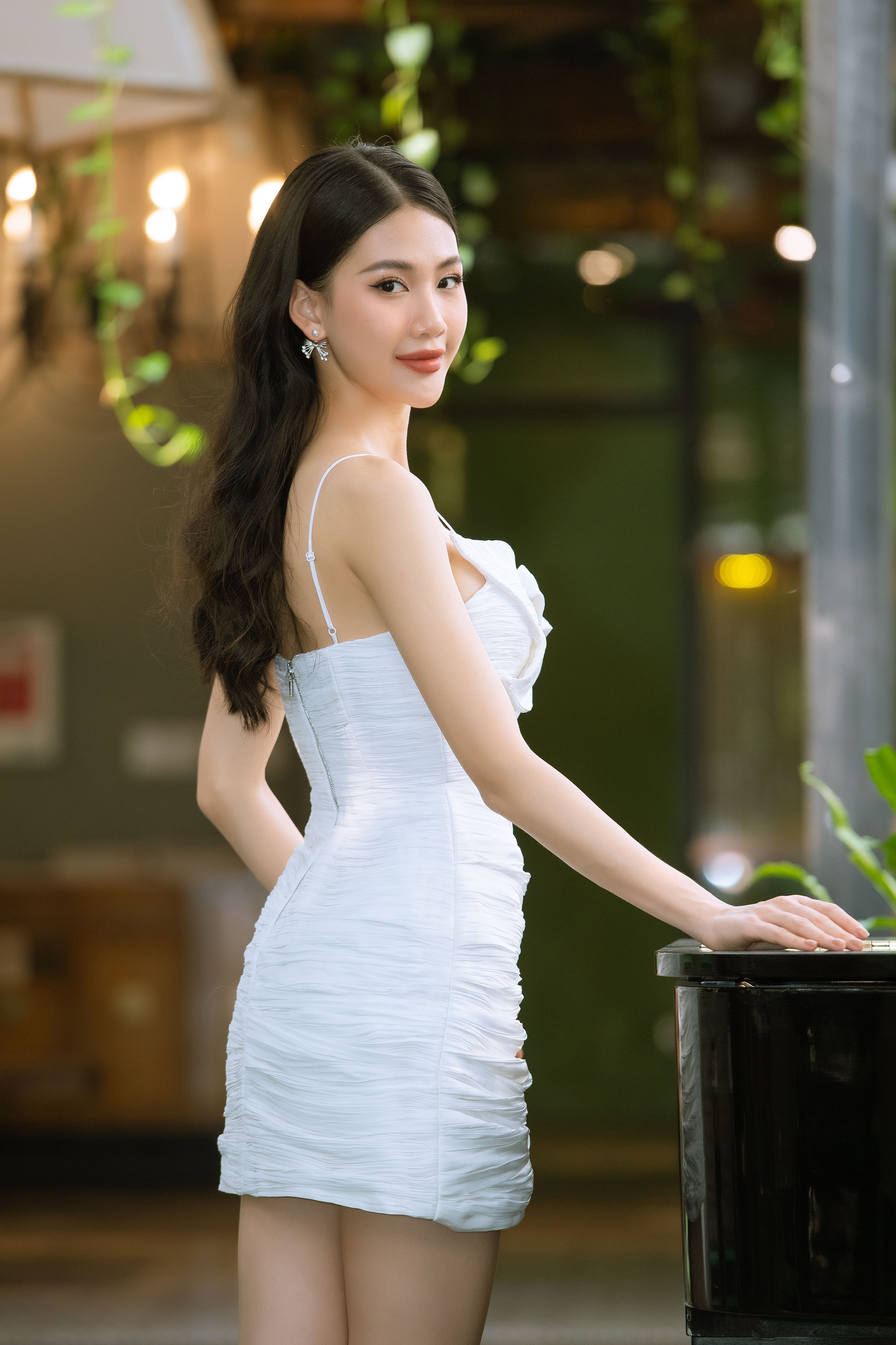 Quán quân Siêu mẫu Quốc tế Quỳnh Hoa tham gia trình diễn tại Tuần lễ thời trang New York - Ảnh 2. Quán quân Siêu mẫu Quốc tế Quỳnh Hoa tham gia trình diễn tại Tuần lễ thời trang New York - Ảnh 2.