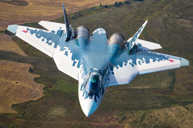 Sức mạnh siêu tiêm kích Su-57 khiến Nga mở rộng quy mô sản xuất - Ảnh 5.