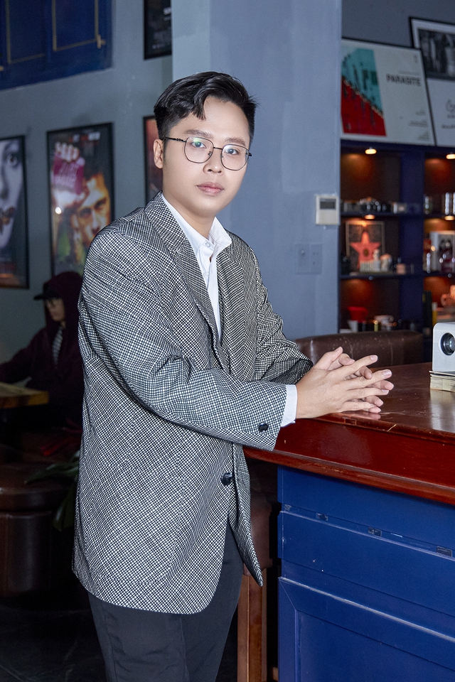 Nguyễn Minh Tuấn: Làm thầy giáo khó hơn làm nhà thiết kế - Ảnh 7.