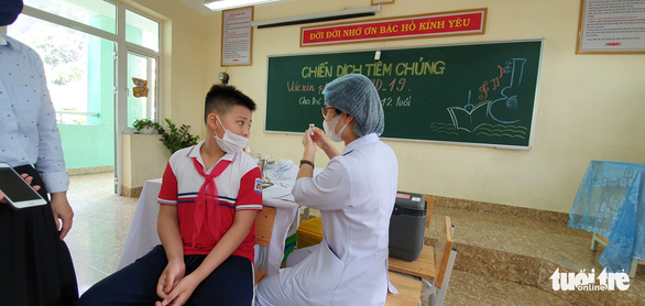 Một phường ở Quảng Ninh từng tính cho trẻ học riêng nếu chưa tiêm vắc xin COVID-19 - Ảnh 2.