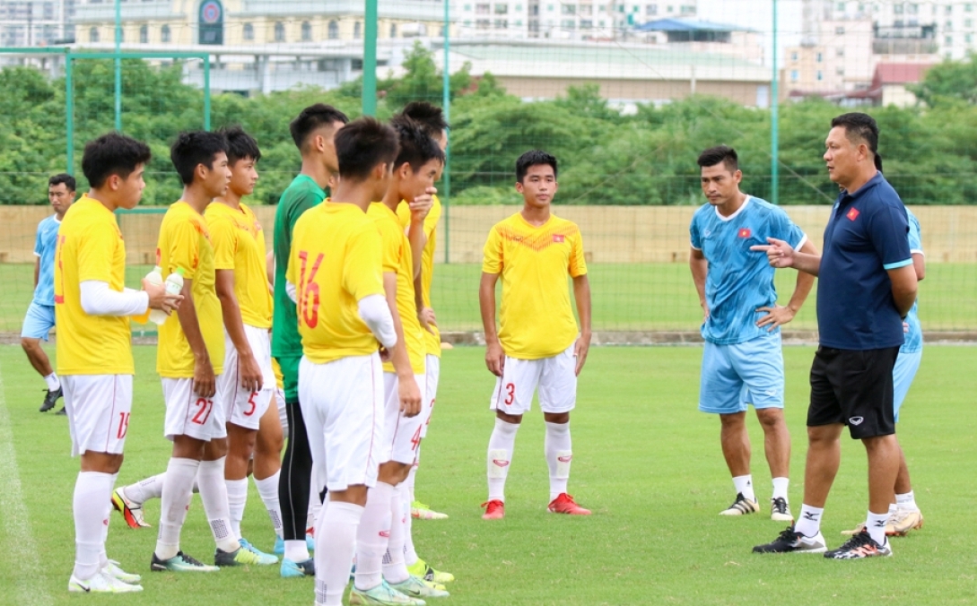 U17 Việt Nam hội quân chuẩn bị đấu U17 Thái Lan ở Việt Trì