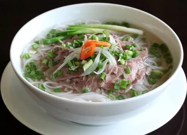 Nguồn gốc của phở: Từ nhà máy dệt lớn nhất Đông Dương cho đến món ăn đậm chất Hà Nội - Ảnh 1.